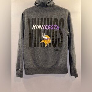 Wear by Erin Andrew’s Minnesota Vikings women’s small pullover hooded sweatshirt